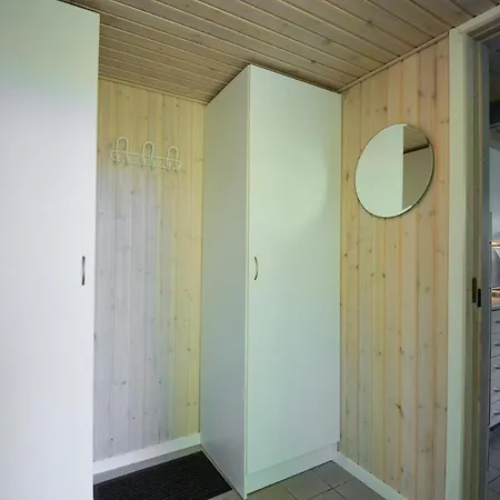 Amazing In With Kitchen